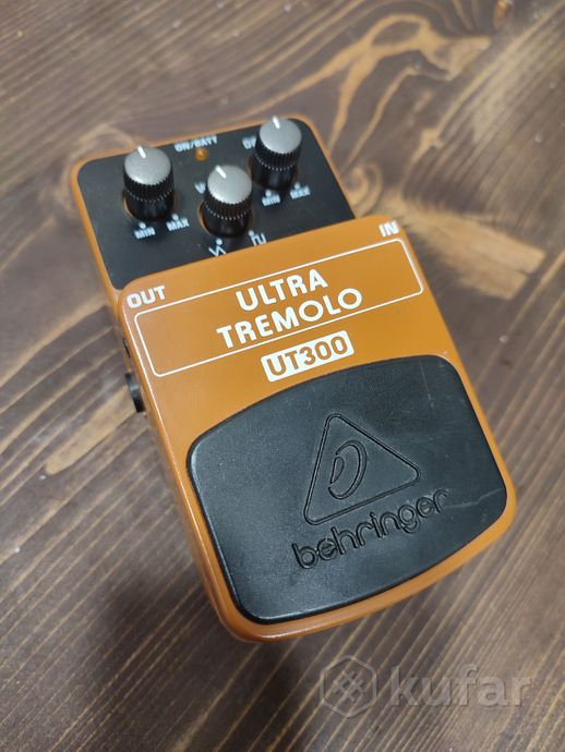 Педаль Behringer Ultra Tremolo UT300 — фото 3