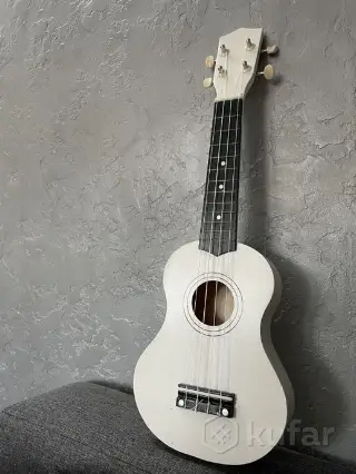 Укулеле белая (сопрано, 4 струны)