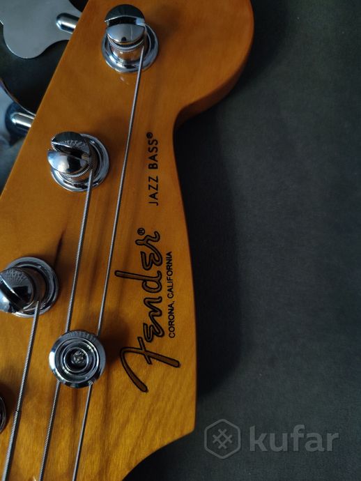 бас гитара Fender Player Plus Active Jazz Bass — фото 4