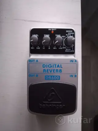 Примочка Behringer DR600