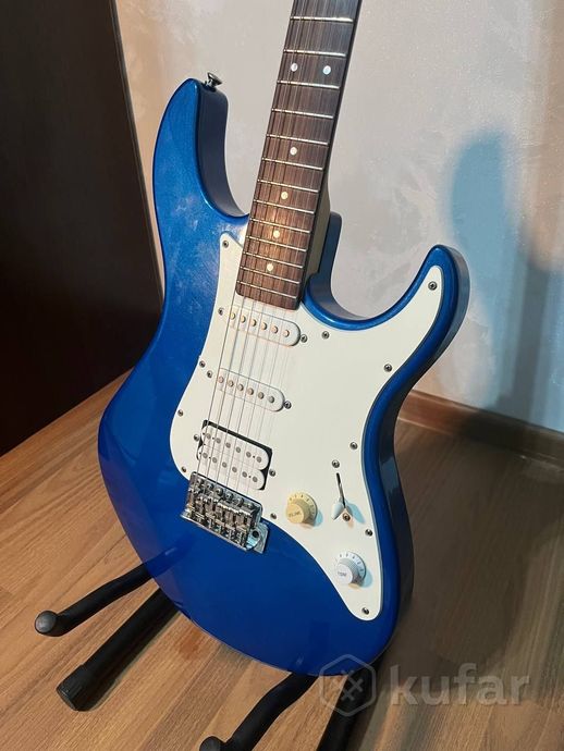 Электрогитара Yamaha Pacifica 012 — фото 2
