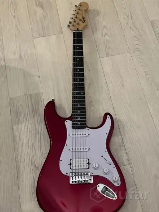 Электрогитара Fender Squier (реплика)