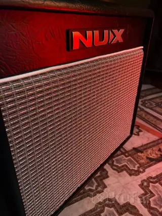 Комбик Nux Mighty 20ВТ