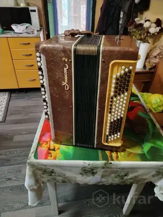 Баян