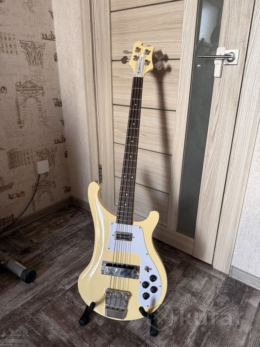бас гитара Rickenbacker — фото 1
