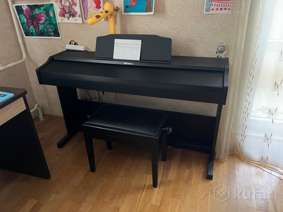 Цифровое пианино Roland RP 102 BK — фото 1