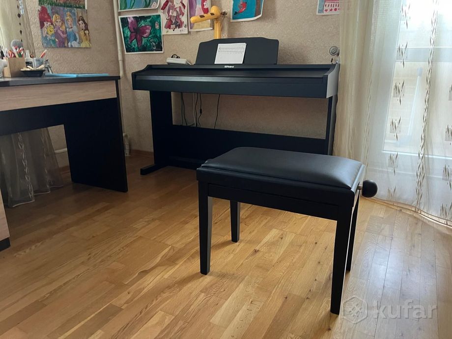 Цифровое пианино Roland RP 102 BK — фото 4
