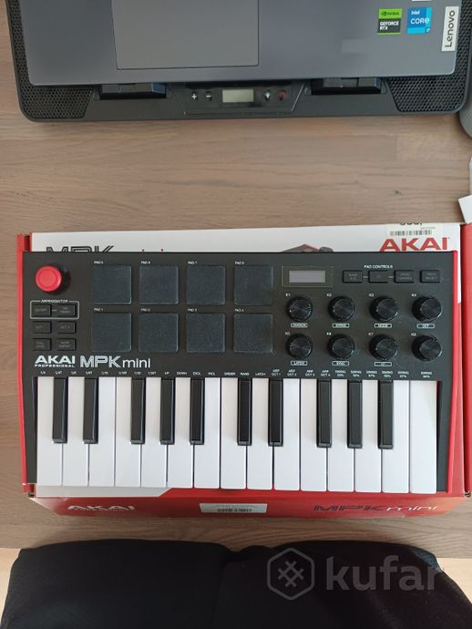 Midi-клавиатура AKAI Pro MPK mini MK3 — фото 1