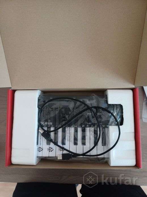 Midi-клавиатура AKAI Pro MPK mini MK3 — фото 2