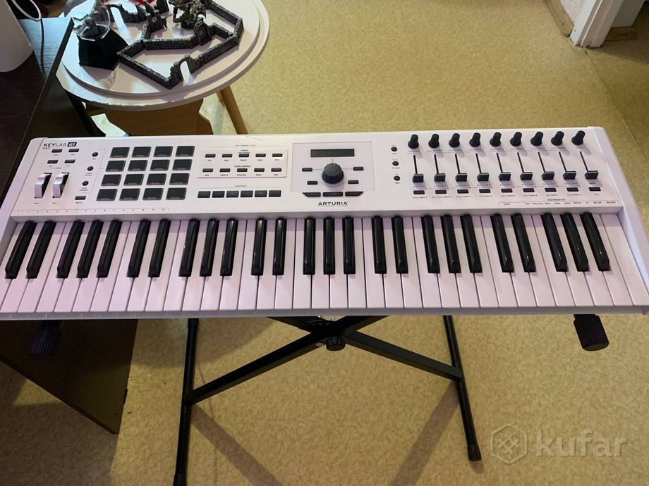 MIDI-клавиатура Arturia KeyLab mkII 61 (белая) — фото 4