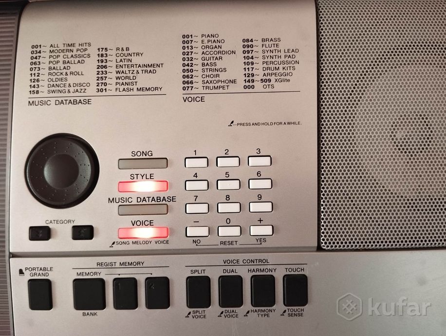 Синтезатор Yamaha PSR-E413 + стойка, педаль, чехол — фото 2