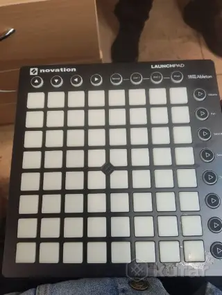 MIDI-контроллер NOVATION LAUNCHPAD MK2