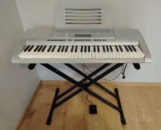 Синтезатор Casio СТК-4000 + стойка для клавишных