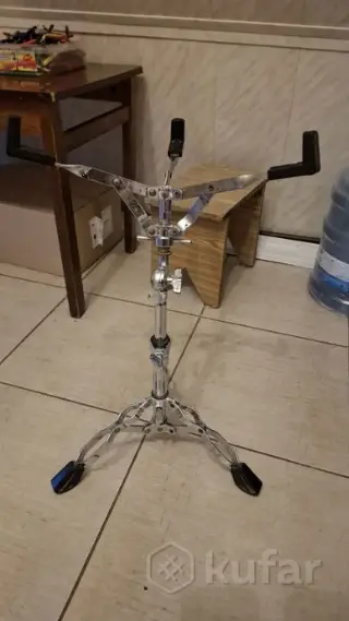 Продам стойку для малого барабана Mapex