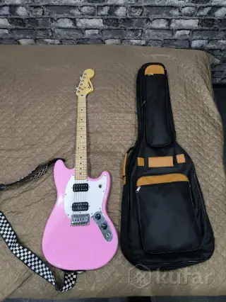 Электрогитара Fender squier bullet mustang