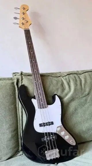 Бас гитара Jazz Bass