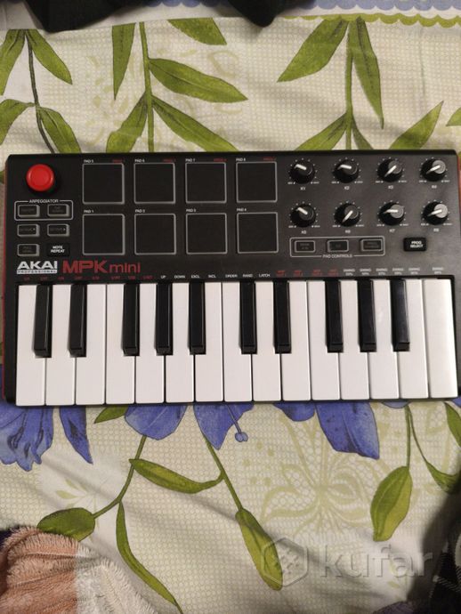 Akai Pro MPK Mini MK2 — фото 1