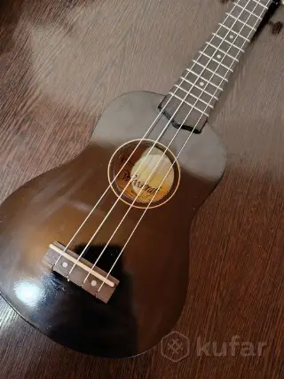 укулеле