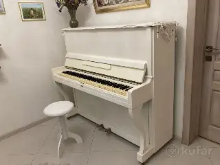 Продам пианино.