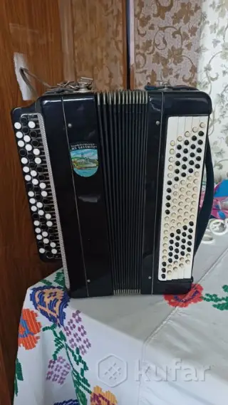 Баян