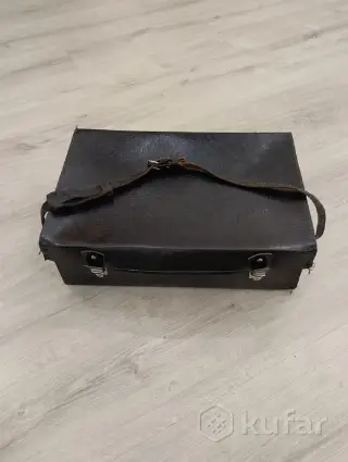 Чемодан кофр