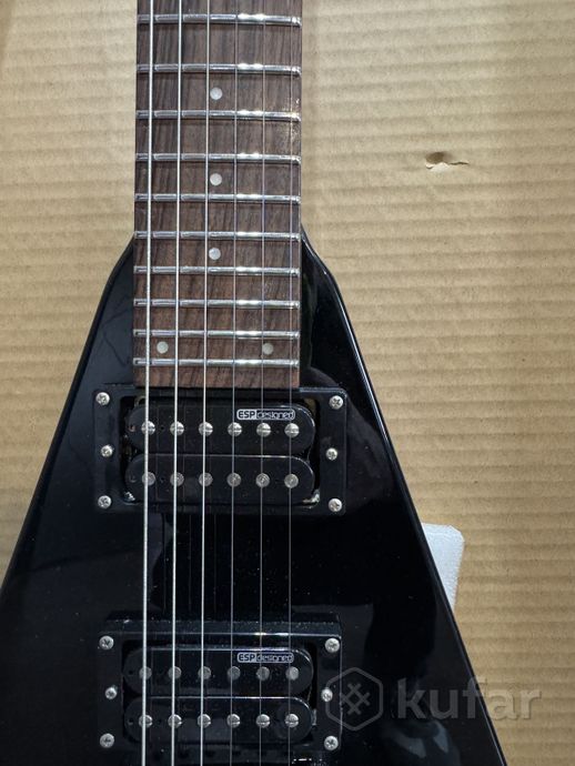 Электрогитара ESP Ltd V50 BLK. Отличное состояние. — фото 9