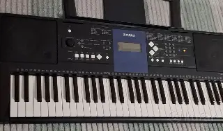 Синтезатор Yamaha PSR-E333