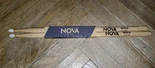 Барабанные палочки Vic Firth Nova Rock 2B