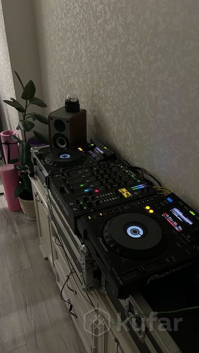 DJ оборудование: Xone:DB2 Pioneer CDJ-900