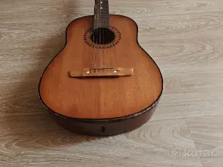 Гитара акустическая