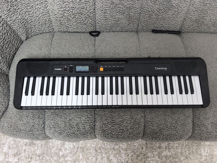 синтезатор Casio