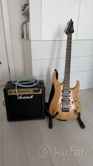 Гитара Cort viva gold. Комбик Marshall MG15.