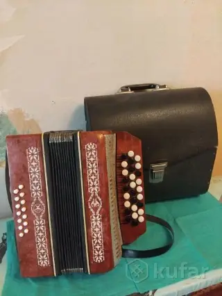 Детский музыкальный инструмент