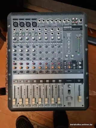 Пульт Mackie onyx 1220