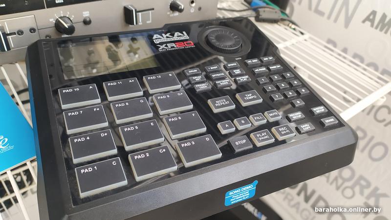 Драм-машина / бит-продакшн-центр AKAI PRO XR 20 — фото 2