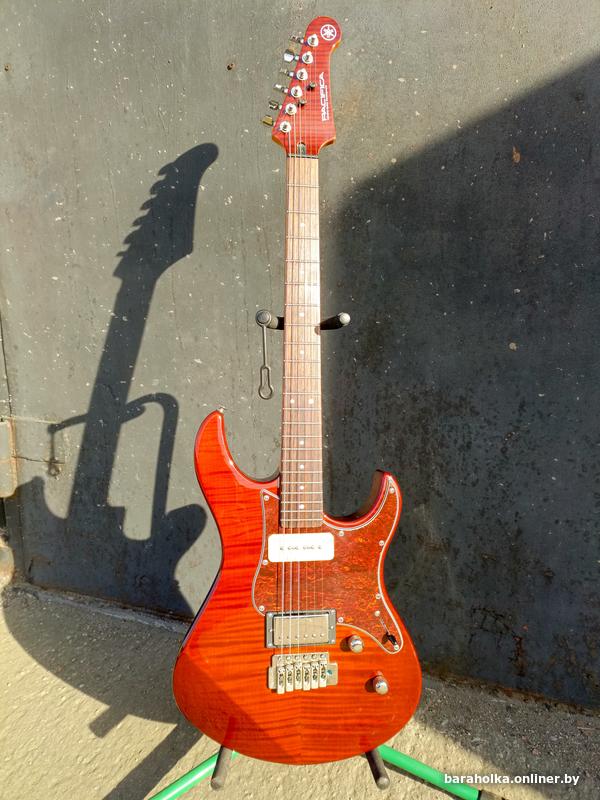 Электрогитарa Yamaha Pacifica 611 — фото 1