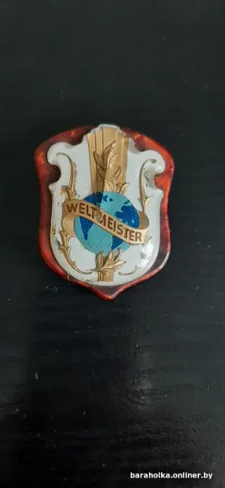 Эмблема на аккордеон Weltmeister