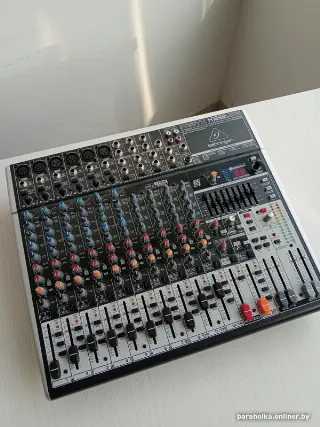 Продам МИКШЕРНЫЙ ПУЛЬТ BEHRINGER XENYX X1832 USB. Новый, в ...