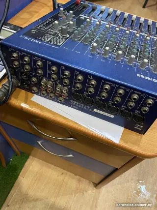 Пульт микшерный