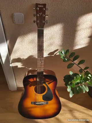 YAMAHA F 310 TBS