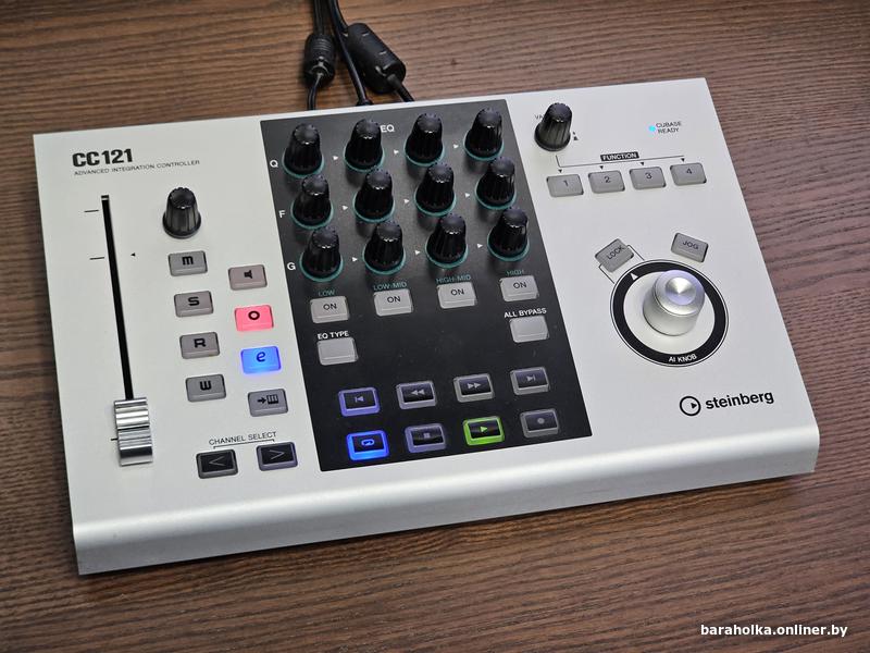 Контроллер Steinberg CC121