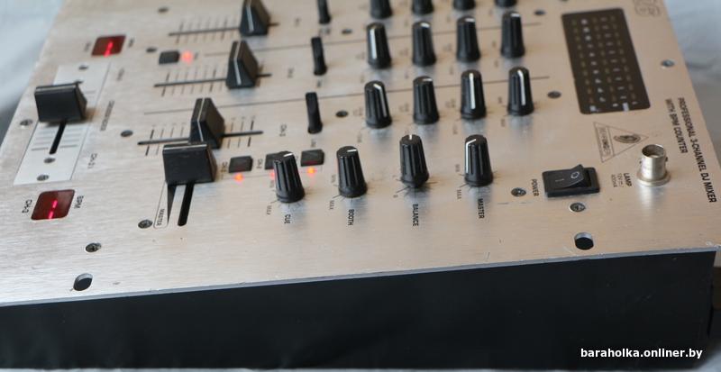 Микшер для музыки Behringer DX626 — фото 3