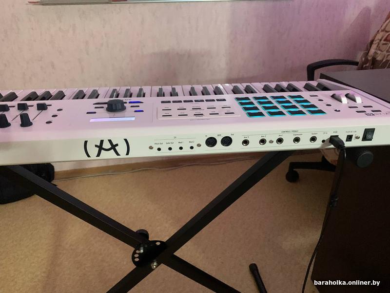 MIDI-клавиатура Arturia KeyLab mkII 61 (белая) — фото 7