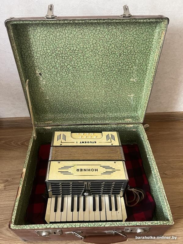 Аккордеон Hohner Student 1 — фото 1
