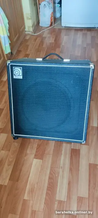 Ampeg BA115-T, басовый комбо усилитель, комбик