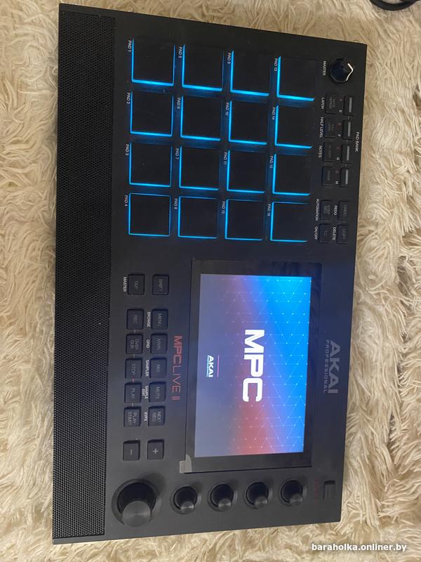 AKAI Professional MPC LIVE 2 — фото 1