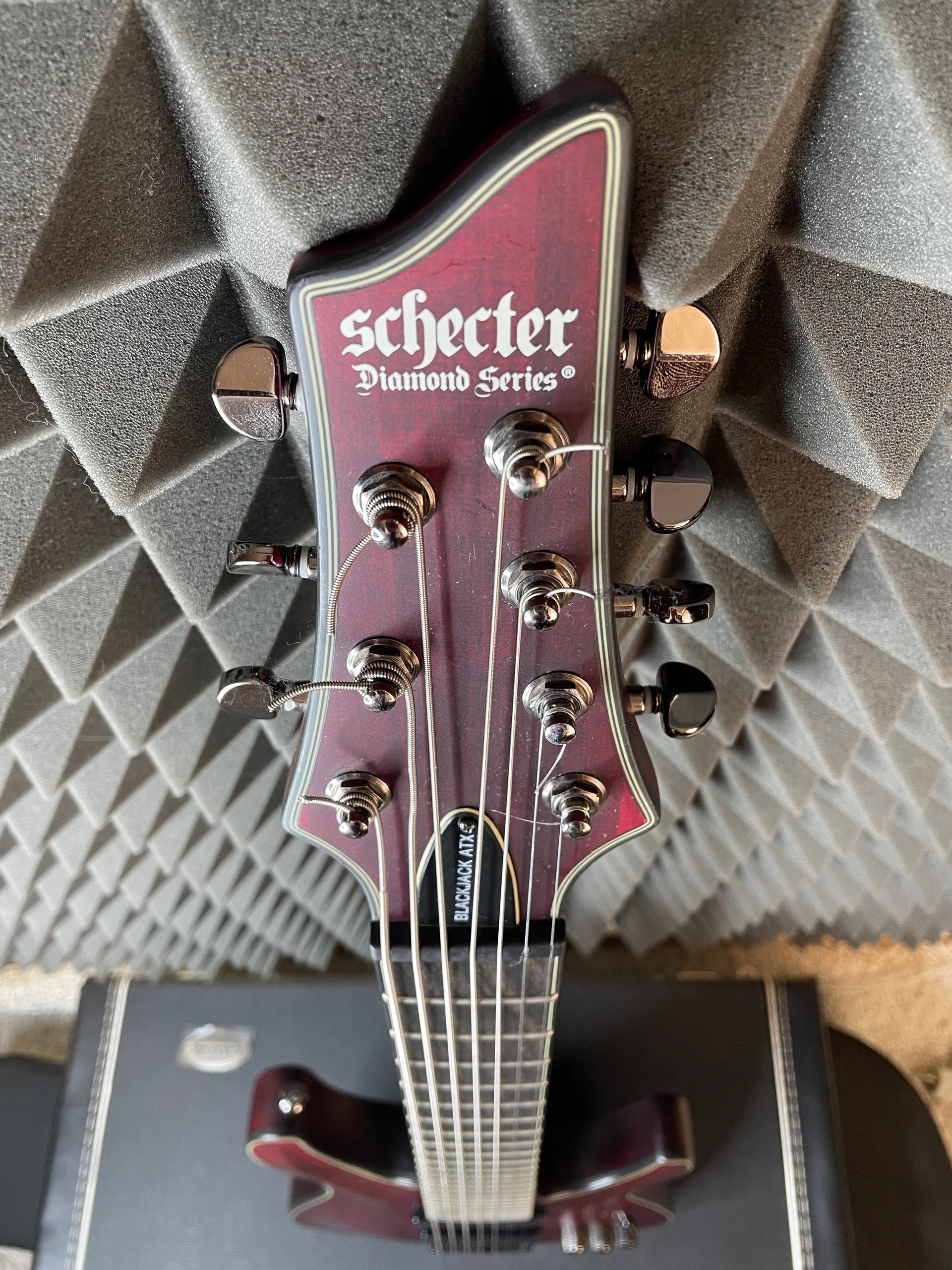 Электрогитара Schecter Blackjack ATX C7 — фото 2