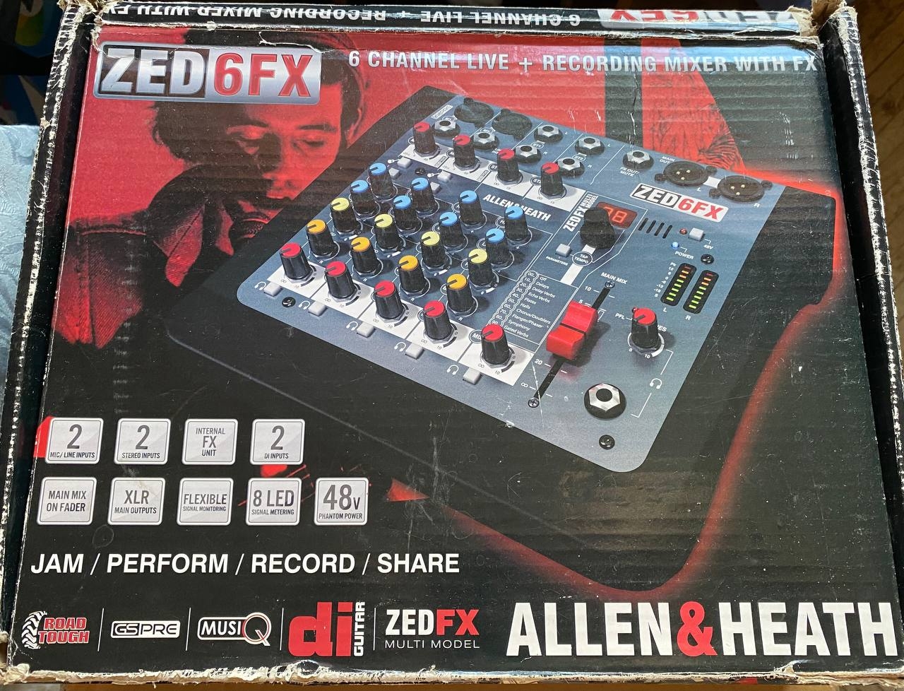Микшерный пульт Allen&Heath ZED6FX. — фото 2
