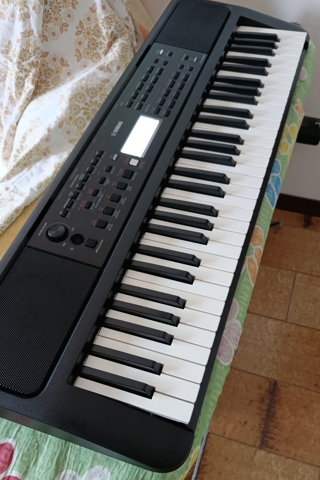 Синтезатор Yamaha PSR-383 — фото 3