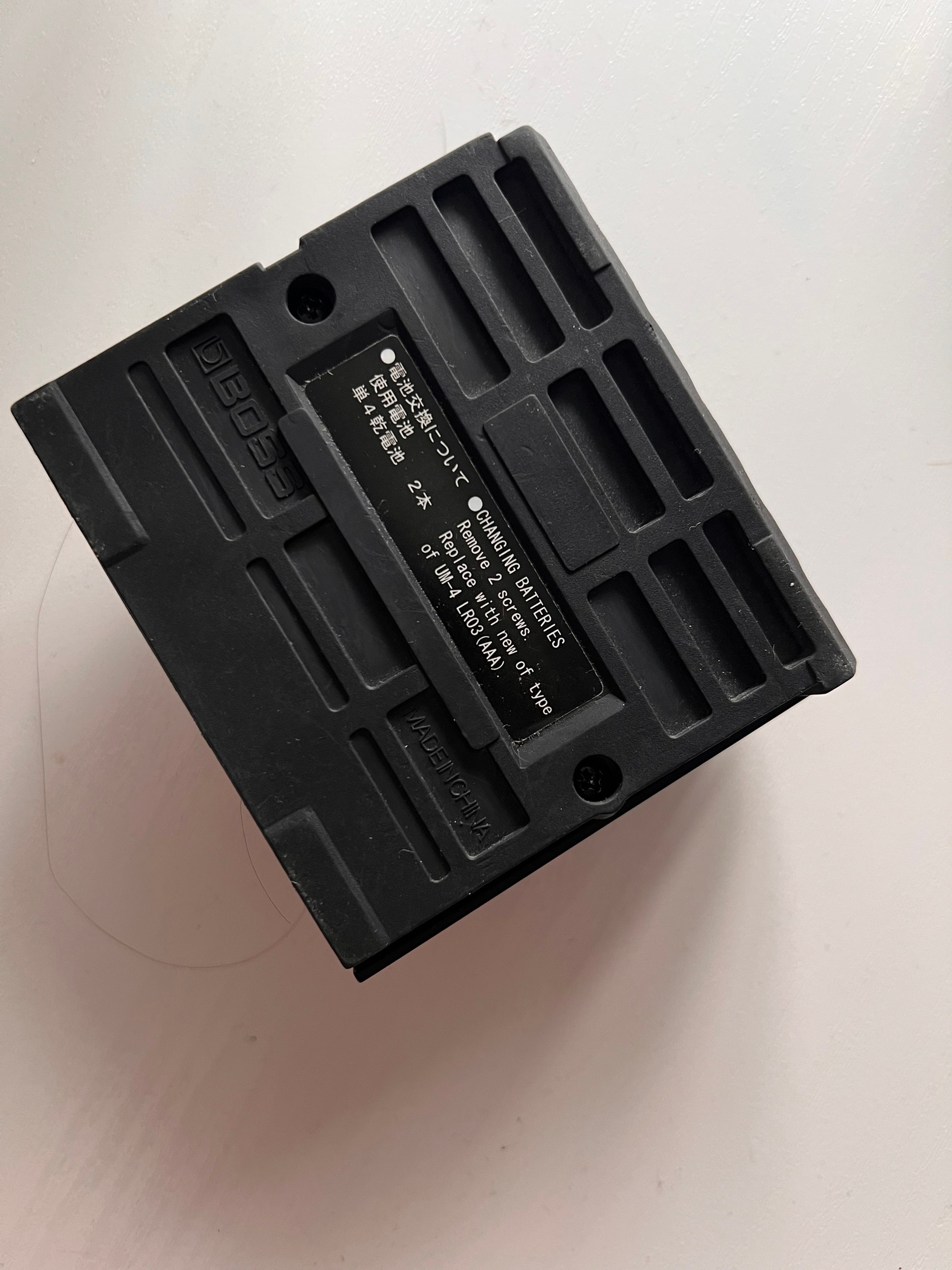 Продам футсвич Boss FS-5L. Сделан в январе 2004 года, состояние 10/10 как технически, так и косметически. Отлично подойдёт для педалей вроде Boss DS-2/OD-2r/SD- — фото 1